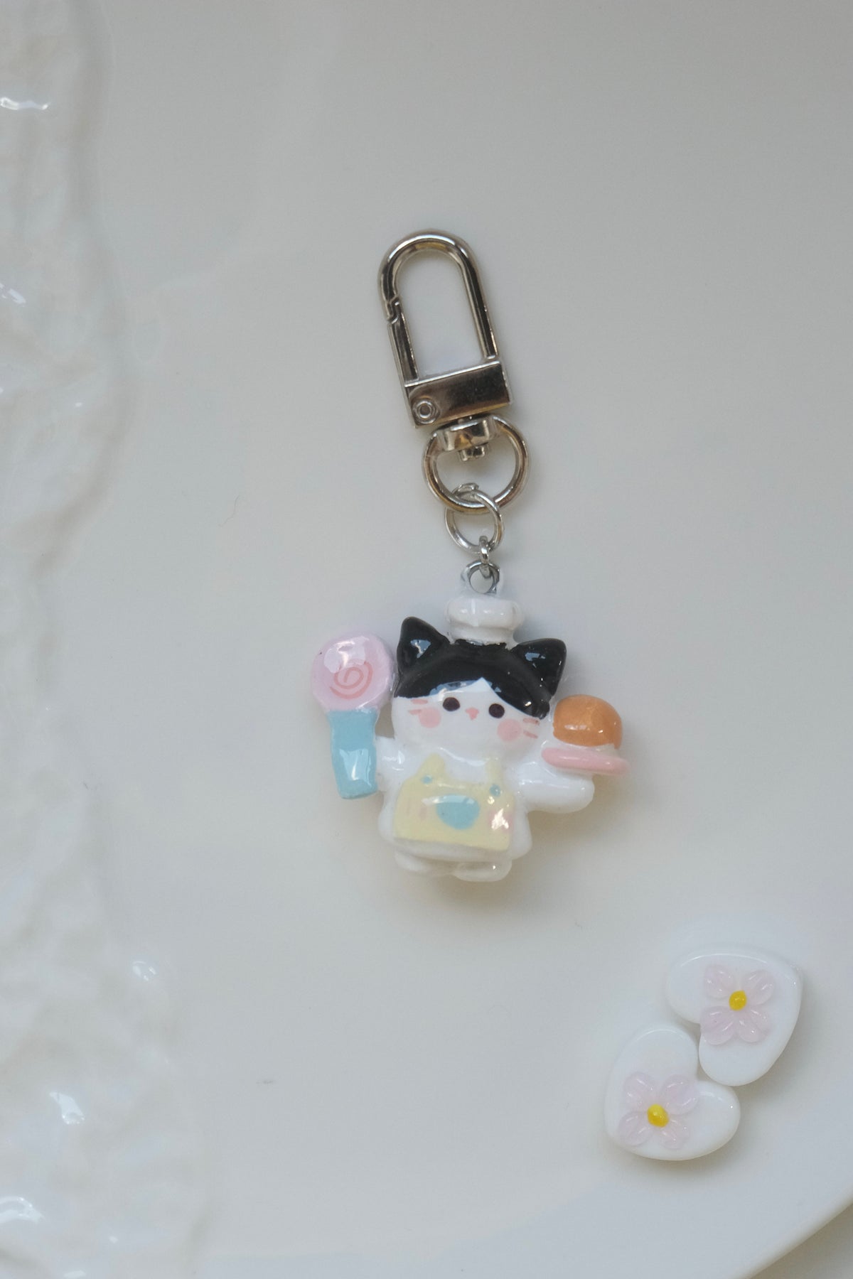 お菓子作り子ねこ  チャーム